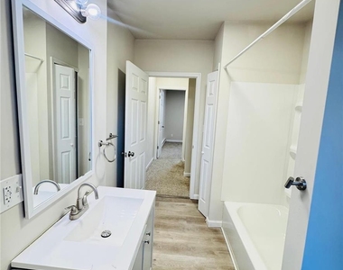 243 N Jordan Street - Photo Thumbnail 26