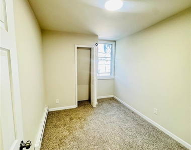 243 N Jordan Street - Photo Thumbnail 18