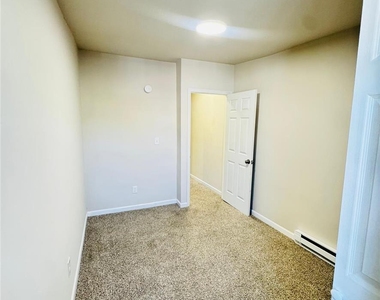 243 N Jordan Street - Photo Thumbnail 15