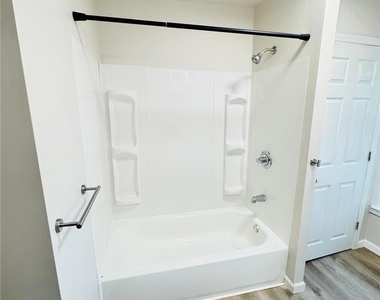 243 N Jordan Street - Photo Thumbnail 19