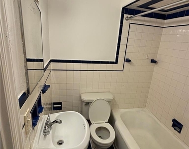 809 W Linden Street - Photo Thumbnail 10