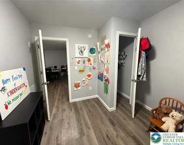 654 Pennsylvania Avenue - Photo Thumbnail 8
