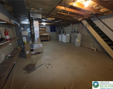 416 S Saint George Street - Photo Thumbnail 21
