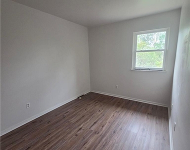 416 S Saint George Street - Photo Thumbnail 15