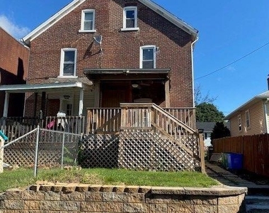 819 Spring - Photo Thumbnail 5