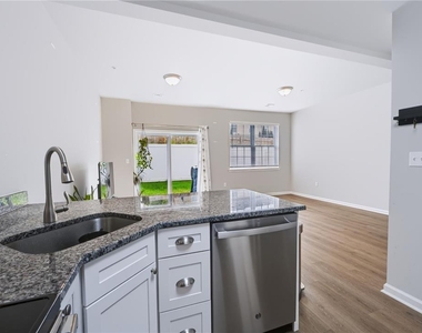 740 Blue Heron Drive - Photo Thumbnail 8