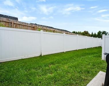 740 Blue Heron Drive - Photo Thumbnail 26