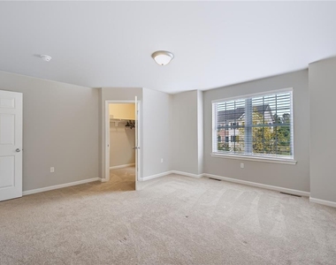 740 Blue Heron Drive - Photo Thumbnail 10