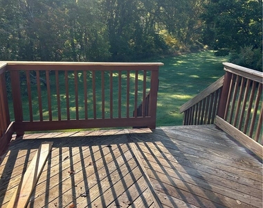 3013 Delaware Drive - Photo Thumbnail 2
