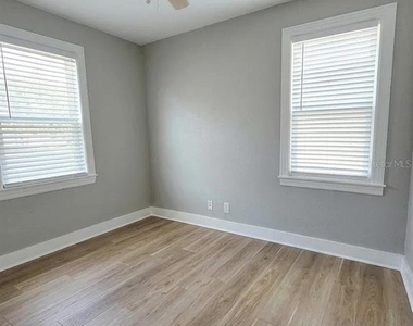 2835 N 3rd Avenue N - Photo Thumbnail 11