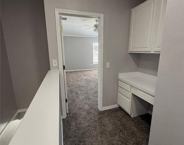 12316 Healey Summit Lane - Photo Thumbnail 19