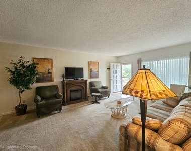 2426 Persian Drive - Photo Thumbnail 3