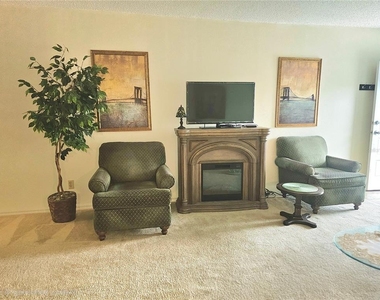 2426 Persian Drive - Photo Thumbnail 4