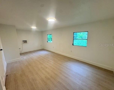 920 E 109th Avenue - Photo Thumbnail 14