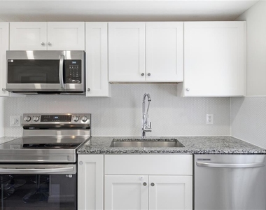 4810 Guardian Avenue - Photo Thumbnail 4