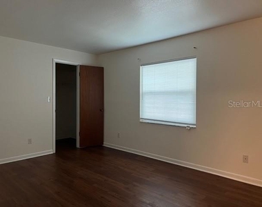 3655 Dellefield Street - Photo Thumbnail 6