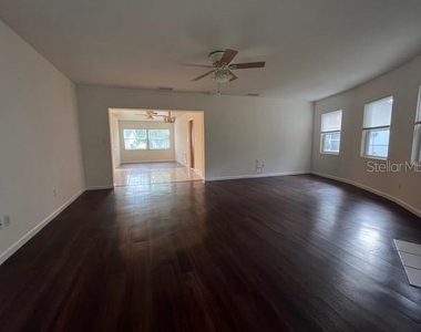 3655 Dellefield Street - Photo Thumbnail 16