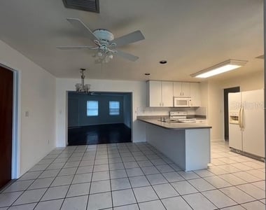 3655 Dellefield Street - Photo Thumbnail 11