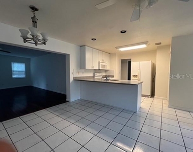 3655 Dellefield Street - Photo Thumbnail 13