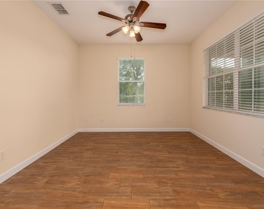 20162 Oakflower Avenue - Photo Thumbnail 4
