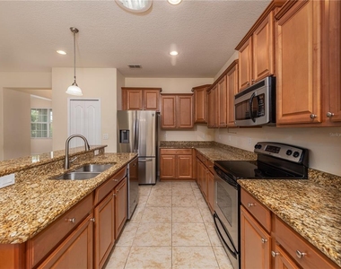20162 Oakflower Avenue - Photo Thumbnail 9