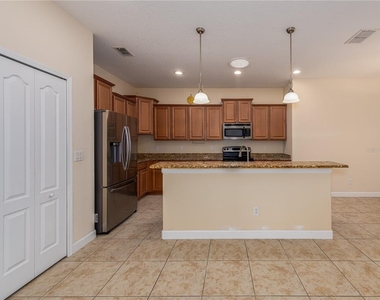 20162 Oakflower Avenue - Photo Thumbnail 8
