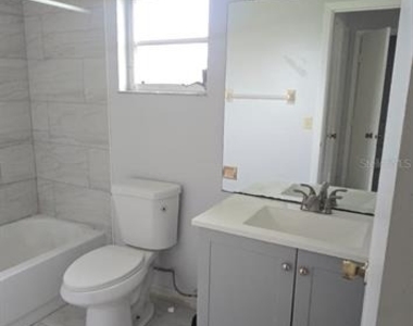 2074 Lanternlight Street - Photo Thumbnail 4