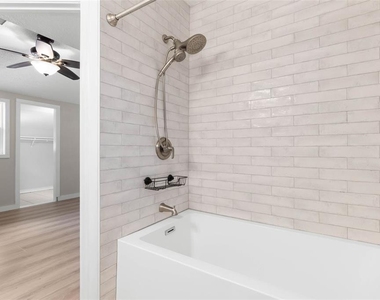 123 N Safford Avenue - Photo Thumbnail 12