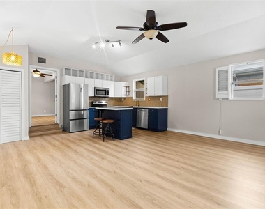 123 N Safford Avenue - Photo Thumbnail 4