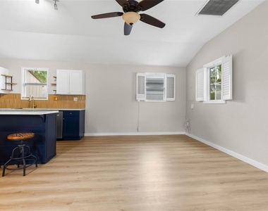 123 N Safford Avenue - Photo Thumbnail 21