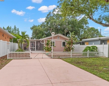123 N Safford Avenue - Photo Thumbnail 15