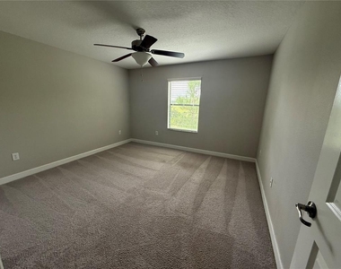 3289 Gentle Dell Court - Photo Thumbnail 11