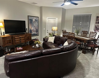 3289 Gentle Dell Court - Photo Thumbnail 3