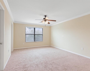 2724 Garden Falls Drive - Photo Thumbnail 22