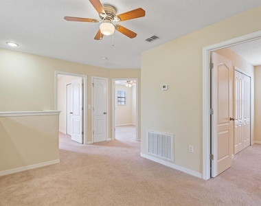 2724 Garden Falls Drive - Photo Thumbnail 19