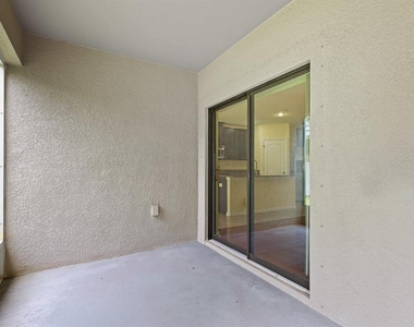 2724 Garden Falls Drive - Photo Thumbnail 34