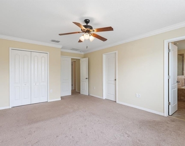 2724 Garden Falls Drive - Photo Thumbnail 4
