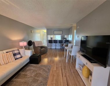 3001 58th Avenue S - Photo Thumbnail 9