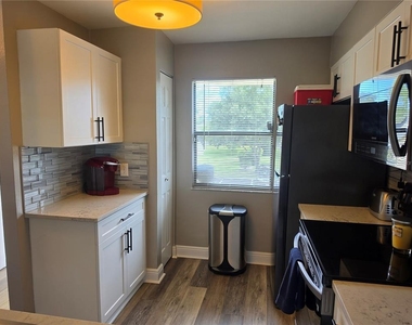 3001 58th Avenue S - Photo Thumbnail 5