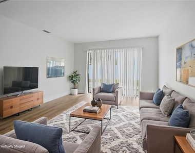 9824 Pocono Street - Photo Thumbnail 6