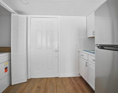 9824 Pocono Street - Photo Thumbnail 13