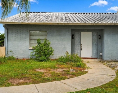 9824 Pocono Street - Photo Thumbnail 3