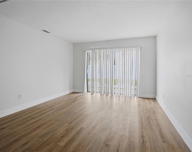 9824 Pocono Street - Photo Thumbnail 5