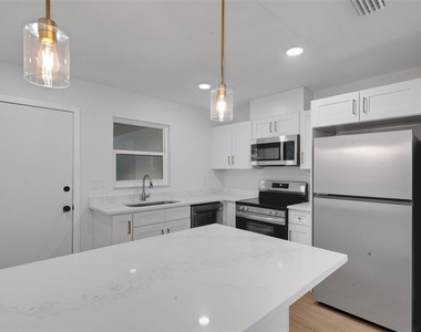 187 Bel Forest Drive - Photo Thumbnail 25