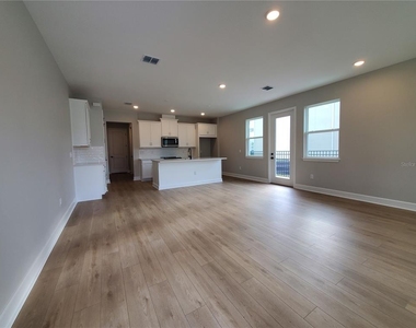 2051 Amelia Bay Place - Photo Thumbnail 4