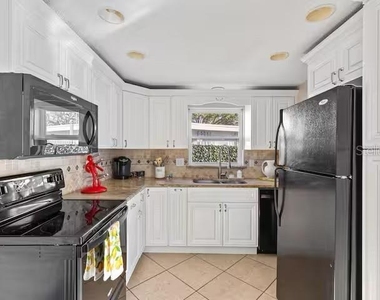12381 Ridge Road - Photo Thumbnail 13