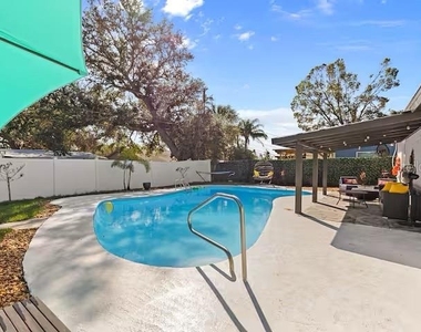 12381 Ridge Road - Photo Thumbnail 27