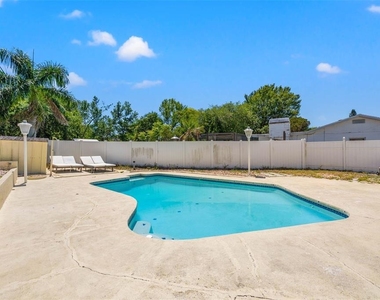 5015 54th Street N - Photo Thumbnail 24