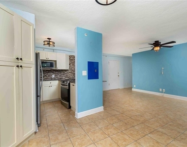 3315 58th Avenue S - Photo Thumbnail 7