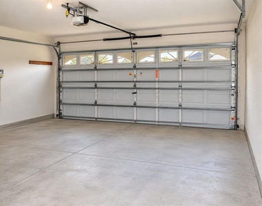 25803 Crippen Drive - Photo Thumbnail 18